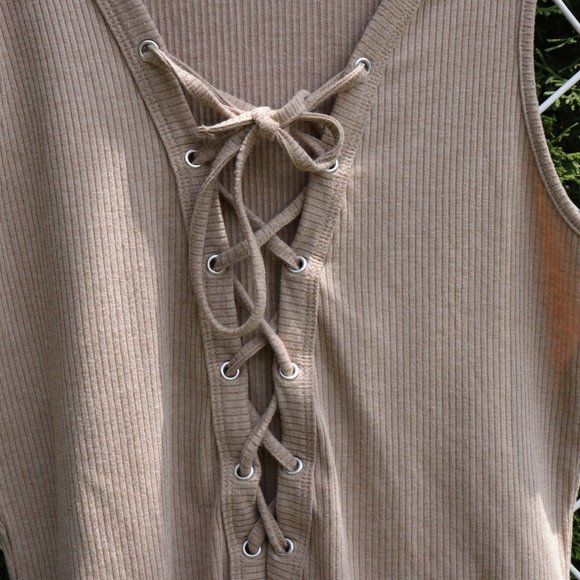 3/$28 SALE Uk2La Ribbed Lace Up Bodysuit - Large - Picture 2 of 7